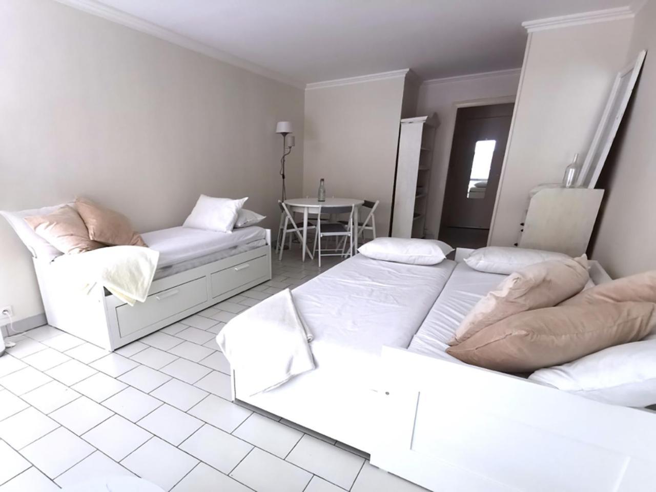 Terrasse A 30m Des Plages Apartment *